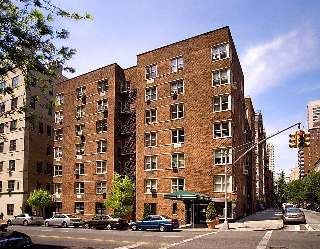 30 East End Avenue